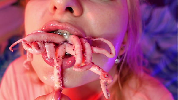 weird FOOD FETISH octopus eatingvideo