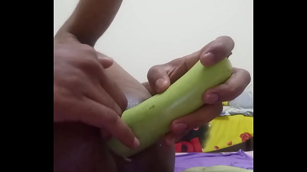 Play MP4 - Apple intense prolapse