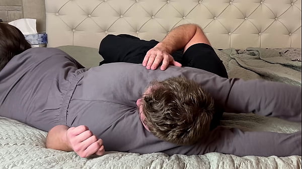 Play MP4 - Bedroom Beating Facesitting Domination Wrestling