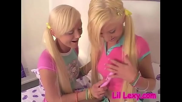 Lil Lexy Dildo Lesbian 