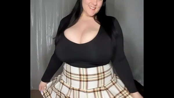 Justhavingfunwithlife - short skirt - Aug 28, 2024 