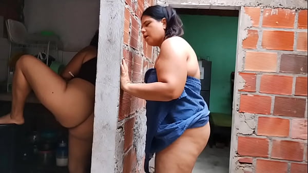 Play MP4 - My stepmother's husband is working and I masturbate watching her big ass while she talks to her lover on the phone