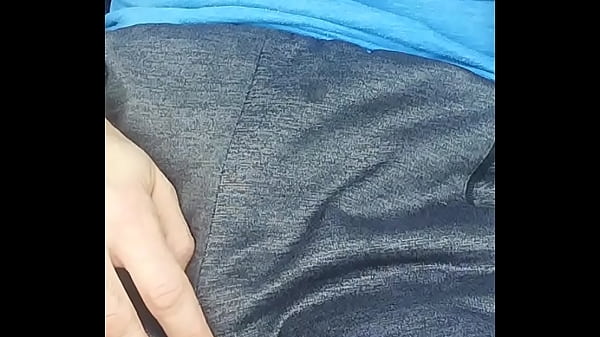 GASTE85Peeing_in pants