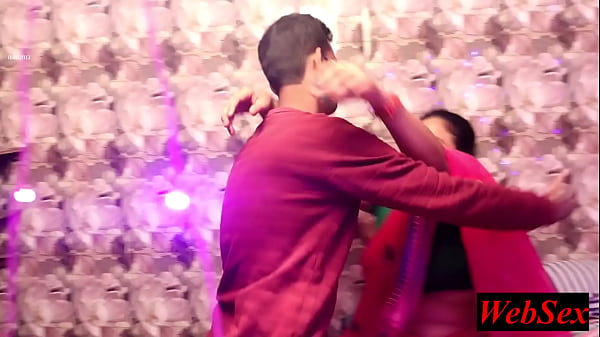 Play MP4 - Juicy Bhabhi hardcore Sex with Devar&excl; Bhabhi Sex