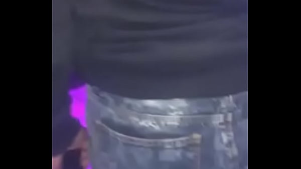 Nonton Big Booty thumbnail