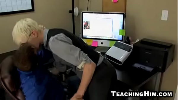 Horny twink Timo Garrett sucking on a hard cock 