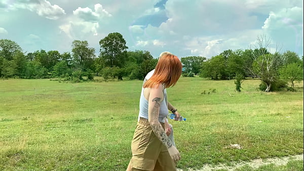 Nonton Sexy Redhead Teases Before Getting To Suck Cock thumbnail