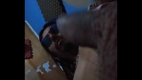 Play MP4 - Mi verga te saluda 2