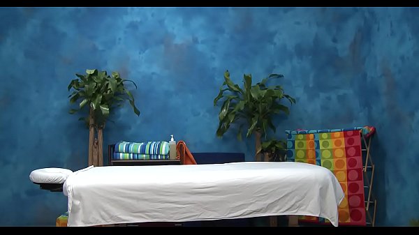 Nonton Couples Massage Sex thumbnail