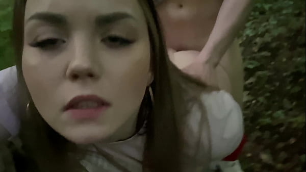 Quick Fuck With A Young, Unfaithful Wife In The Forest thumbnail