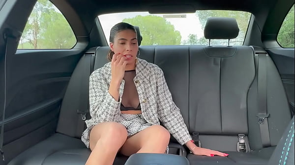 Play MP4 - Uber driver gets lucky - fucking amazing MILF in the car