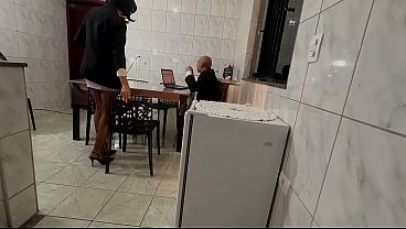 Nonton A High-powered Executive Gets Her Ass And Pussy Fucked During A Work Meeting. thumbnail