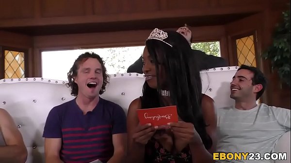 Play MP4 - Anal Whore Daya Knight's First Time Gangbang