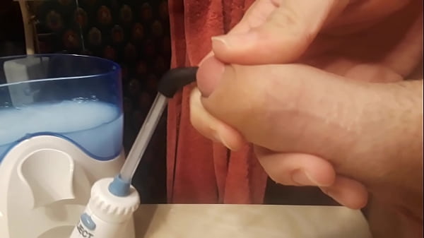 Nonton Soloboy Fills Bladder With Cum thumbnail