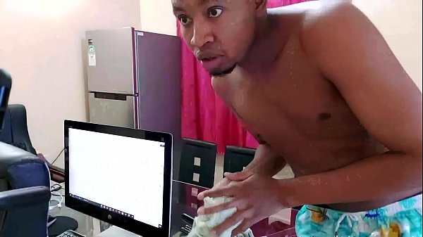 Play MP4 - Indian Stepbrother Naked Cooking For Sexy Tinder Date &lpar;2&rpar;