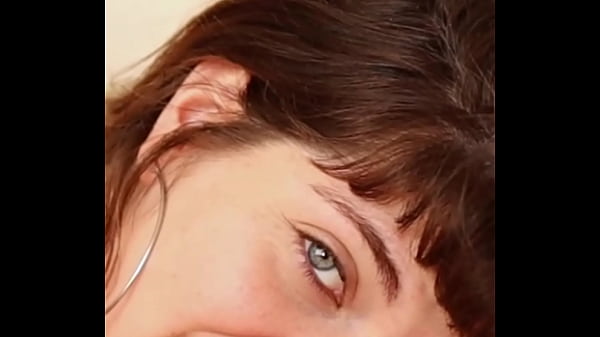 Nonton Cute Moment From My "how To Fuck With The Period Mess-free" Video thumbnail