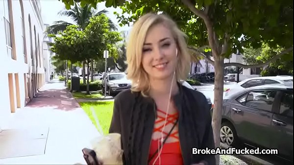 Backyard banging of Haley 