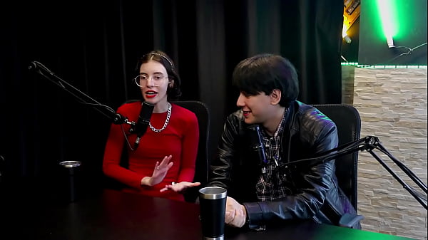 Gostava de ler hot e bdsm gravou com um novinho ficou chocada com o vazamento foi demitida por ser arrogante e a martina yastrixx & dixon watch sheer red 