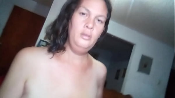 Play MP4 - Que rica mamada me hace mi suegra