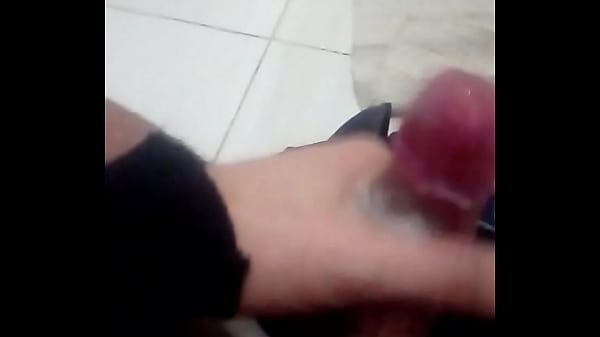 gostoso gozando namorada safada