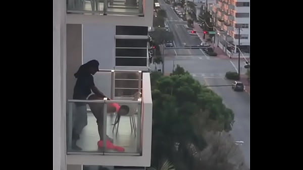 Play MP4 - ebony couple sex on the balcony