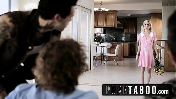 Nerdy_Chick Piper Perri Gangbanged