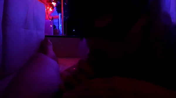 Play MP4 - New year sex