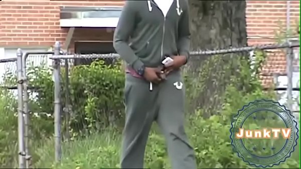 Play MP4 - Golden Shower Pimp Walk