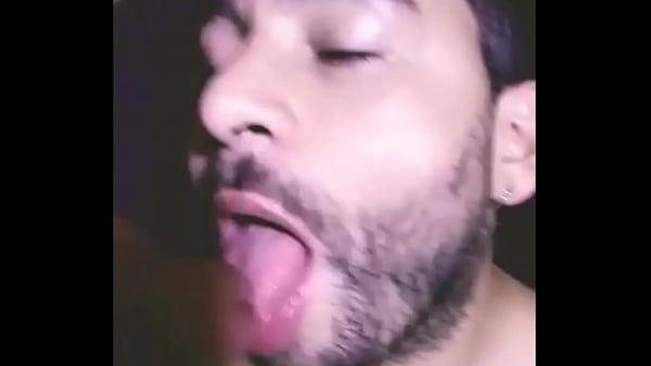 Play MP4 - Me encanta cuando me cogen por la boca