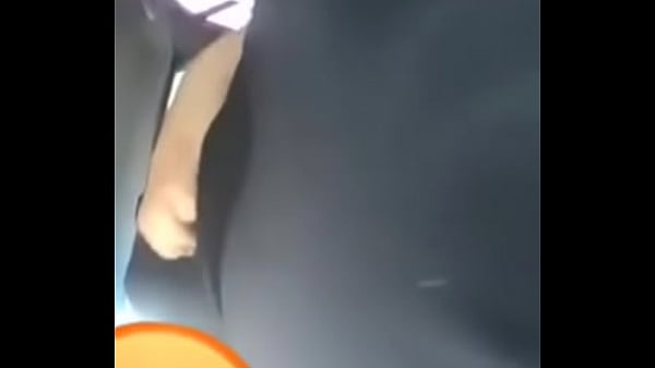 Play MP4 - En el auto