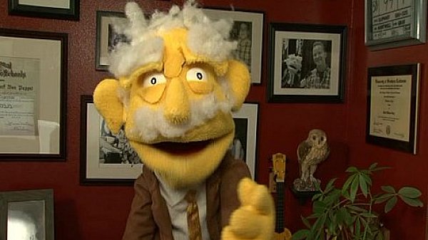 Nonton Brunette Slut On Heels All Holes Penetrated thumbnail