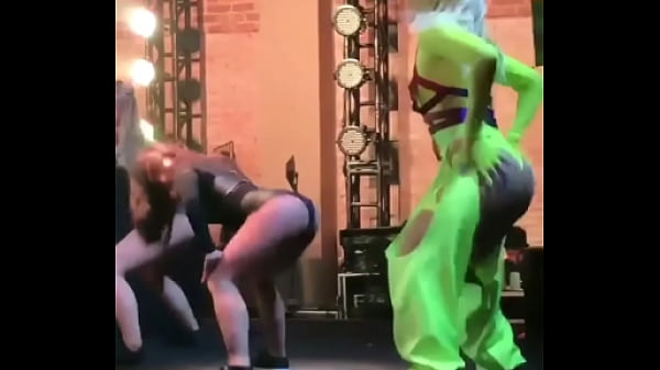 Super Raba Da Cantora Mais Deliciosa Do Mundo thumbnail