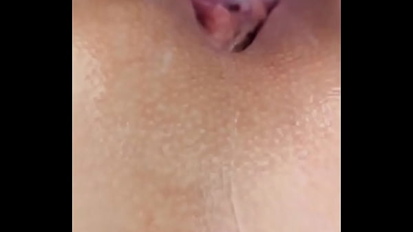 Wanna play? #hotwife #nocondom #creampie 