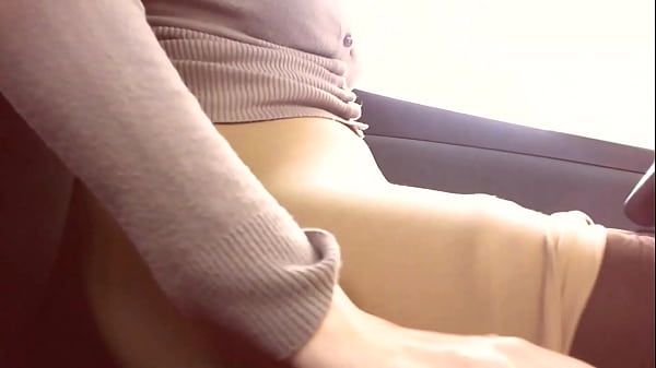 Play MP4 - Italian student breaks her pussy in the car and at home - Full video by subscription&excl;