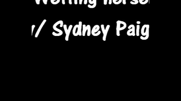 Audio Sydney Paige Messed & Pissed Herself On Flight! thumbnail