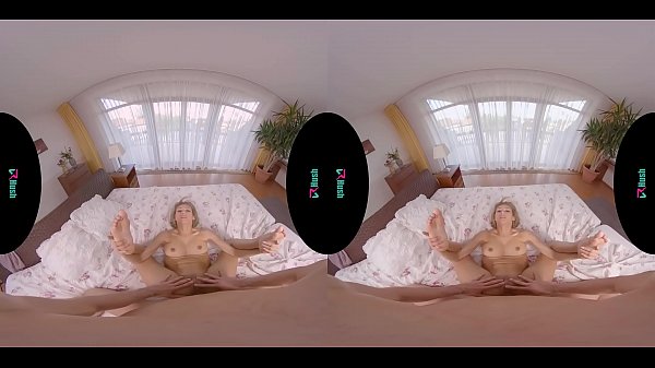 VRHUSH Seductive Veronica Leal_has herasshole stuffed