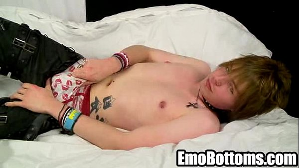 Emo twink Alex Phoenix playing with his hard cock