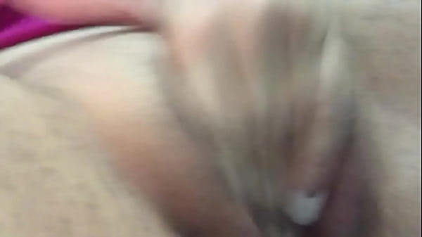 Cachorra gozando gostoso 