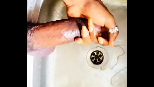 Washing my BBC in the kitchen sink before washing the platesFULL CUM VIDEO_IN RED Who wantsmy Dick