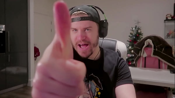 Play MP4 - HOW TO GET &dollar;10&comma;000&comma;000 TO BUY A DRAGON BALL &lpar;Android Quest For The Ballz&rpar;