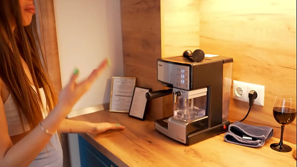 Nonton Horny Tenant Wants Landlord To Creampie Her Pussy thumbnail