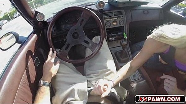 Hottie blonde chick wanted to be fucked for cash 