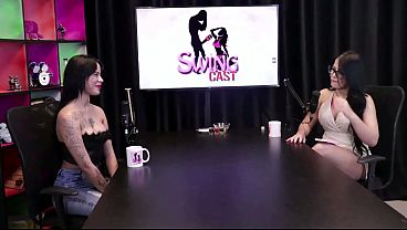 Nonton Veja O Que Aconteceu A Fernanda Ribeiro No Papo Tifany (swing Cast) - Parte 2 (watch On: Sheer/red) thumbnail