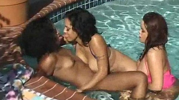 Jasmin teamed with daejha 