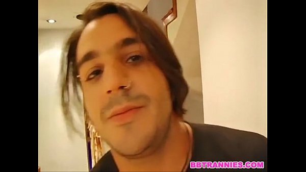 Play MP4 - Behind the scene with 4 hot shemales