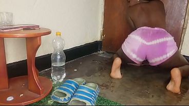 Play MP4 - Red pussy