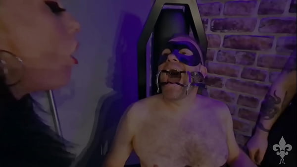 Full the human spit bowl 