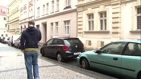 Nonton Hunting Bbc For My Wife thumbnail