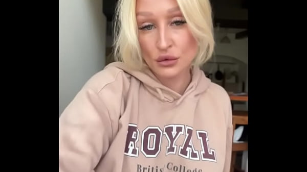 Nonton Noone Expect This Size From Me thumbnail