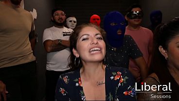 Nonton Mega Orgia A Chicas Sexys,les Dan Mucha Verga Y Leche thumbnail